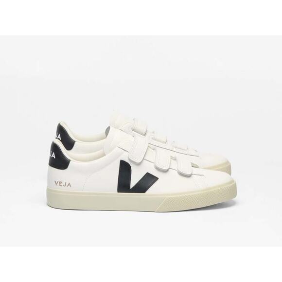 Veja Women Recife Logo Chromefree Leather Sneaker Extra White/Black Size US 6 - Picture 2 of 10